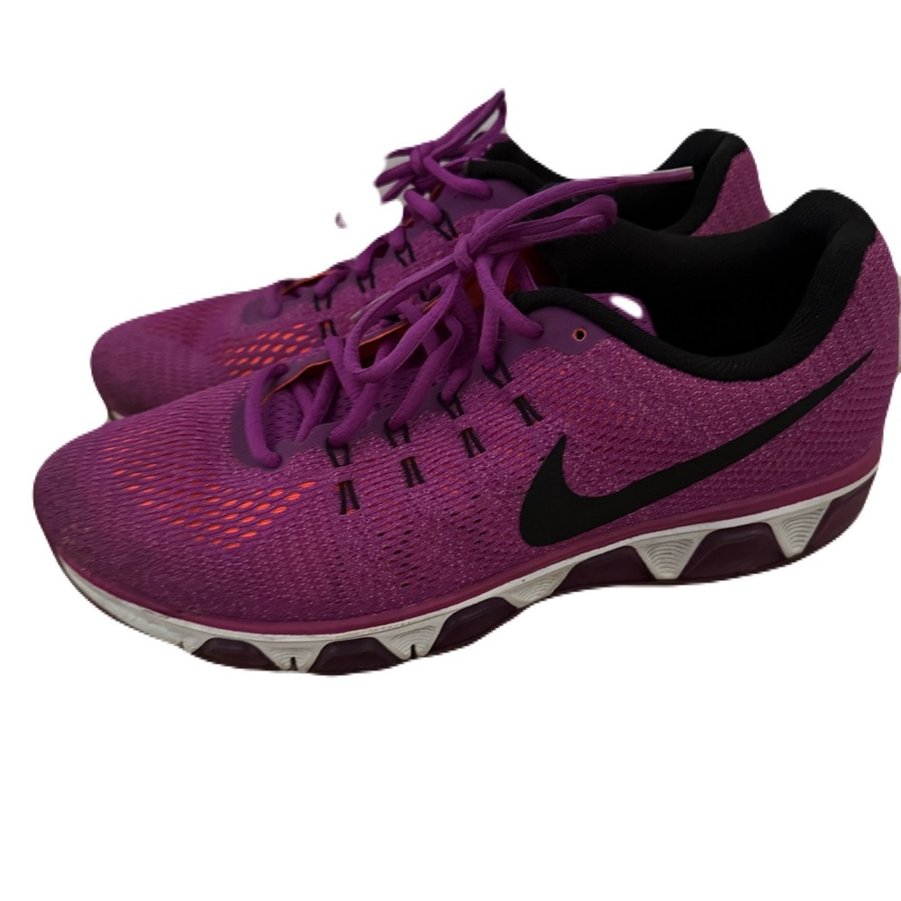 Nike Purple and Black Athletic Shoes with Breathable Mesh-12